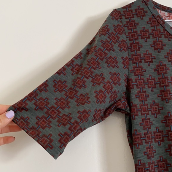 LulaRoe Julia Dress Small (S) NWT Southwestern Aztec Pattern 1/2 sleeve - Picture 2 of 11